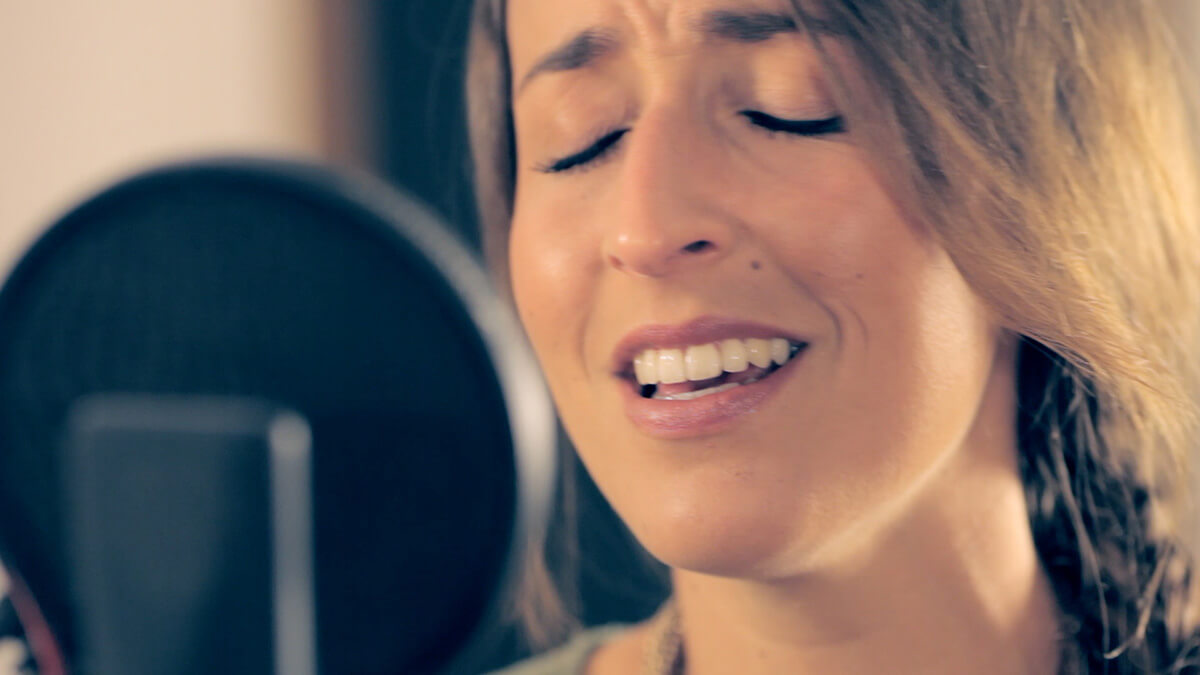 Burn Bright Videoclip